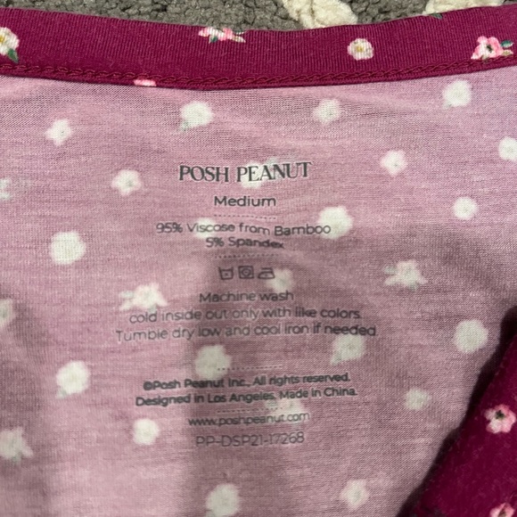 EUC Women’s Posh Peanut top - Picture 2 of 2